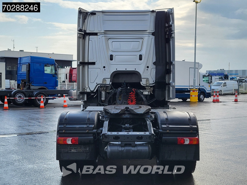 Mercedes-Benz Actros 1843 4X2 StreamSpace Euro 6 - Tegljač: slika 3 Mercedes-Benz Actros 1843 4X2 StreamSpace Euro 6 - Tegljač: slika 3