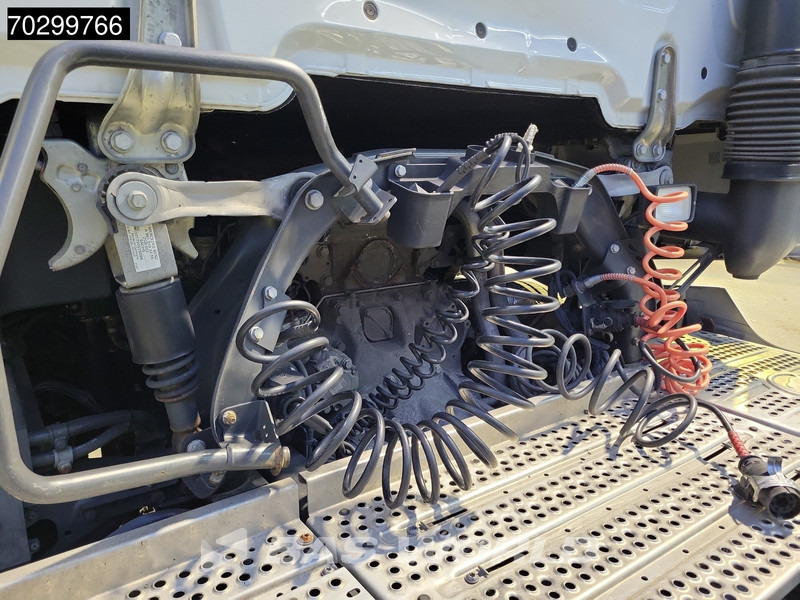 Mercedes-Benz Actros 1845 4X2 Retarder 2xTanks Standklima PPC ACC Euro 6 Mercedes-Benz Actros 1845 4X2 Retarder 2xTanks Standklima PPC ACC Euro 6: slika 11 Mercedes-Benz Actros 1845 4X2 Retarder 2xTanks Standklima PPC ACC Euro 6 Mercedes-Benz Actros 1845 4X2 Retarder 2xTanks Standklima PPC ACC Euro 6: slika 11