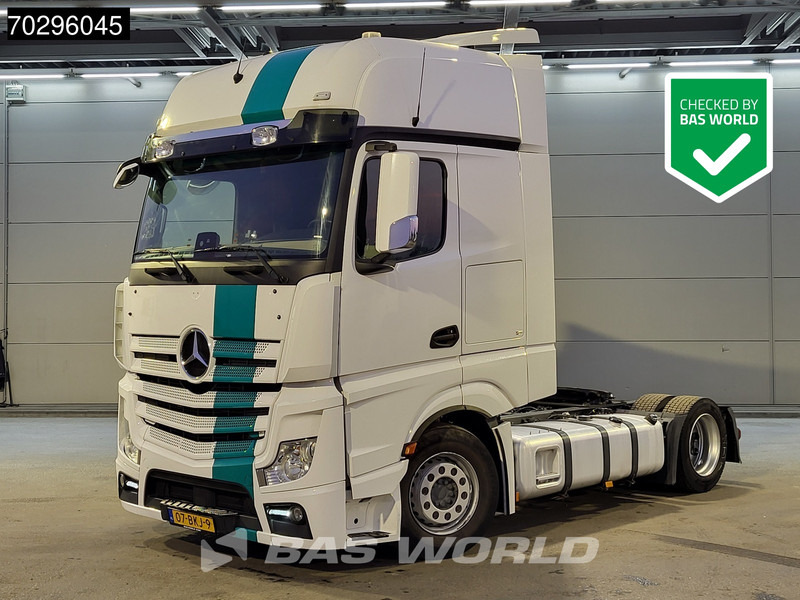 Mercedes-Benz Actros 1845 Actros 4X2 GigaSpace NL-Truck Mega 2xTanks Standklima ACC Euro 6 - Tegljač: slika 1 Mercedes-Benz Actros 1845 Actros 4X2 GigaSpace NL-Truck Mega 2xTanks Standklima ACC Euro 6 - Tegljač: slika 1