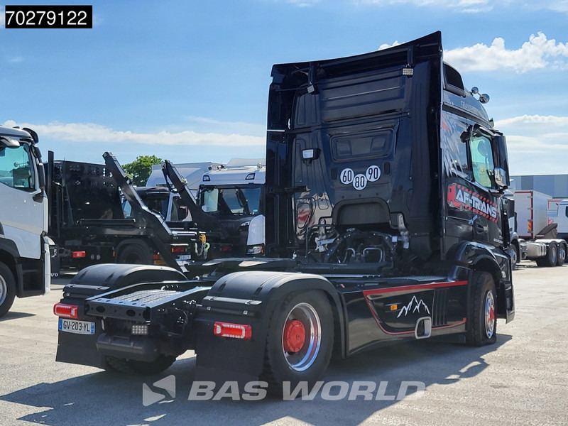 Mercedes-Benz Actros 1853 4X4 Hydrodrive Retarder LED Euro 6 - Tegljač: slika 5 Mercedes-Benz Actros 1853 4X4 Hydrodrive Retarder LED Euro 6 - Tegljač: slika 5
