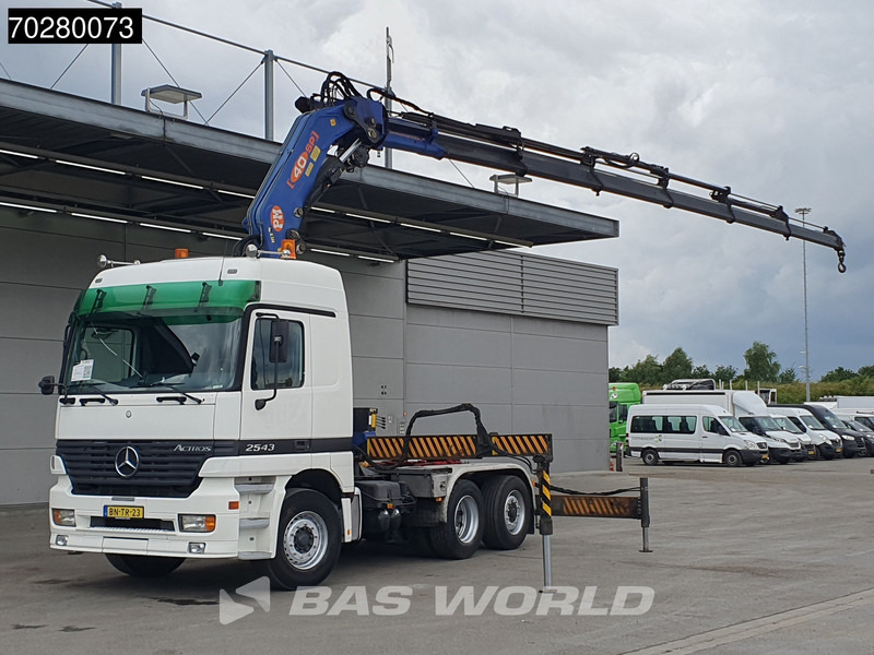 Mercedes-Benz Actros 2543 Actros 6X2 NL-Truck Liftachse 3-Pedals Kran PM 40 SP 2010 Euro 3 - Tegljač: slika 1 Mercedes-Benz Actros 2543 Actros 6X2 NL-Truck Liftachse 3-Pedals Kran PM 40 SP 2010 Euro 3 - Tegljač: slika 1