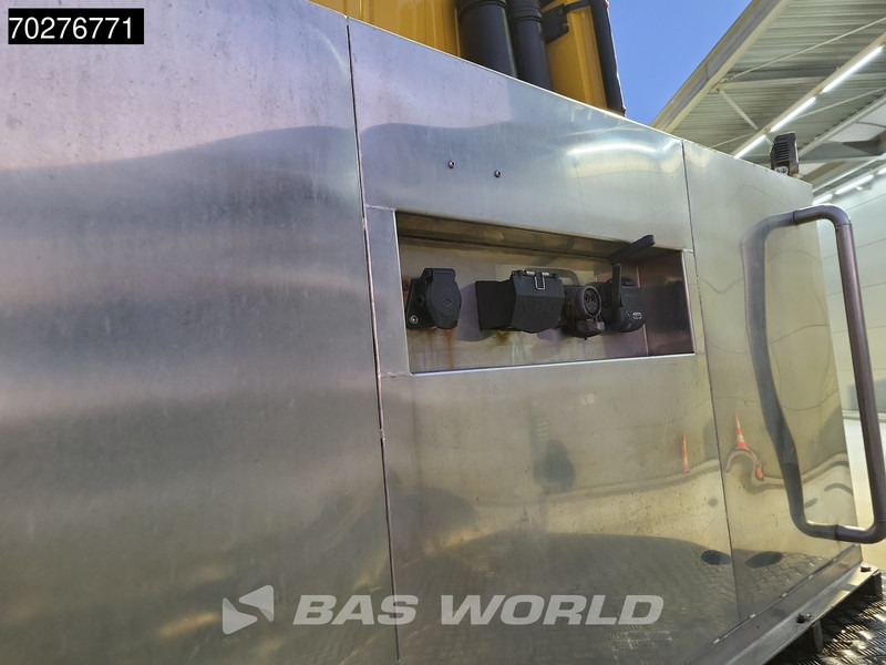 Mercedes-Benz Actros 3353 Actros 6X4 Big-Axle Mirror cam 2X Tanks Navi Xenon - Tegljač: slika 5 Mercedes-Benz Actros 3353 Actros 6X4 Big-Axle Mirror cam 2X Tanks Navi Xenon - Tegljač: slika 5