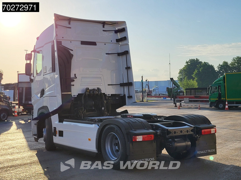 Renault T 520 4X2 NEW! HSC Retarder Optibrake+ 2x Tanks ACC LED - Tegljač: slika 2 Renault T 520 4X2 NEW! HSC Retarder Optibrake+ 2x Tanks ACC LED - Tegljač: slika 2