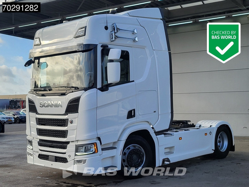 Scania R520 4X2 Low Mileage! Retarder Leder ACC Navi LED Euro 6 - Tegljač: slika 1 Scania R520 4X2 Low Mileage! Retarder Leder ACC Navi LED Euro 6 - Tegljač: slika 1