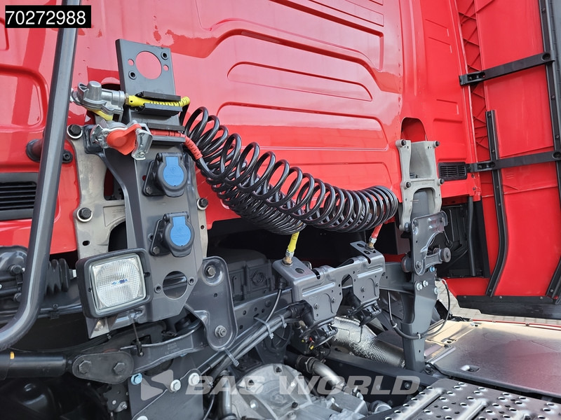 Scania S460 4X2 NEW! Retarder ACC Navi Standklima 2X Tanks - Tegljač: slika 5 Scania S460 4X2 NEW! Retarder ACC Navi Standklima 2X Tanks - Tegljač: slika 5