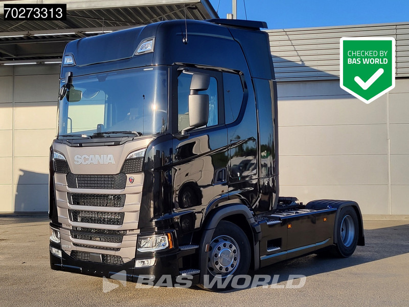Scania S460 4X2 NEW! Retarder ACC Navi Standklima 2X Tanks - Tegljač: slika 1 Scania S460 4X2 NEW! Retarder ACC Navi Standklima 2X Tanks - Tegljač: slika 1