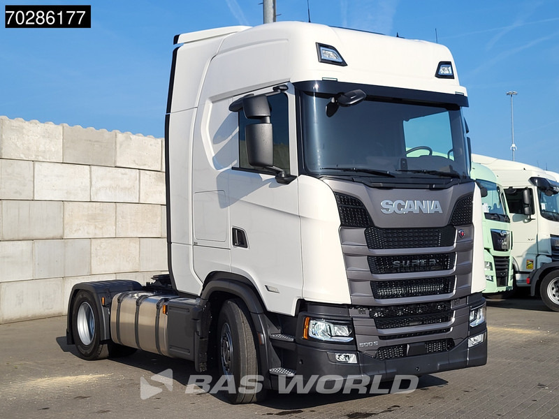 Scania S500 S 4X2 NEW! Retarder 2x Tanks Standklima ACC - Tegljač: slika 3 Scania S500 S 4X2 NEW! Retarder 2x Tanks Standklima ACC - Tegljač: slika 3