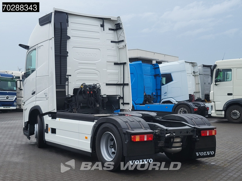 Volvo FH 460 4X2 2024! XL TC VEB+ 2x Tanks I-ParkCool - Tegljač: slika 2 Volvo FH 460 4X2 2024! XL TC VEB+ 2x Tanks I-ParkCool - Tegljač: slika 2