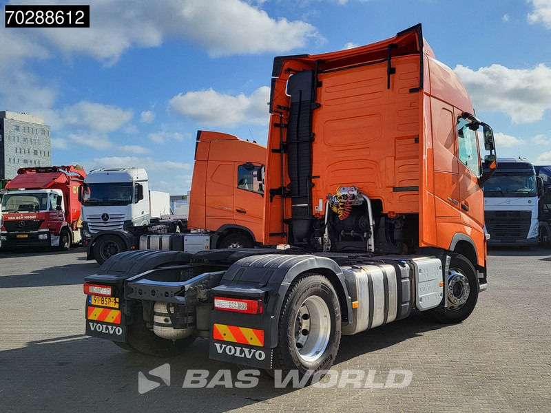 Volvo FH 460 4X2 NL-Truck VEB+ 2x Tanks Navi - Tegljač: slika 5 Volvo FH 460 4X2 NL-Truck VEB+ 2x Tanks Navi - Tegljač: slika 5