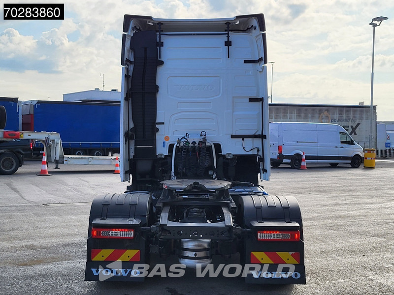 Volvo FH 500 4X2 2x Tanks VEB+ I-Park Cool ACC Navi Euro 6 - Tegljač: slika 3 Volvo FH 500 4X2 2x Tanks VEB+ I-Park Cool ACC Navi Euro 6 - Tegljač: slika 3