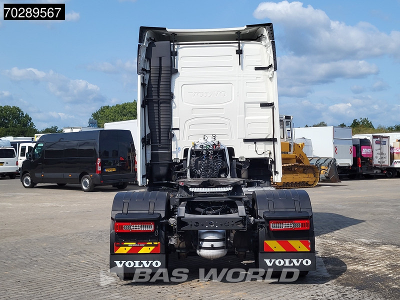 Volvo FH 500 4X2 2xTanks VEB+ I-Park Cool ACC Navi Euro 6 - Tegljač: slika 3 Volvo FH 500 4X2 2xTanks VEB+ I-Park Cool ACC Navi Euro 6 - Tegljač: slika 3