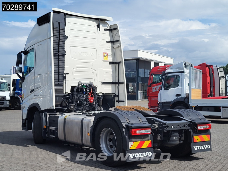 Volvo FH 500 4X2 XL VEB+ 2xTanks Navi LED ACC Euro 6 - Tegljač: slika 2 Volvo FH 500 4X2 XL VEB+ 2xTanks Navi LED ACC Euro 6 - Tegljač: slika 2