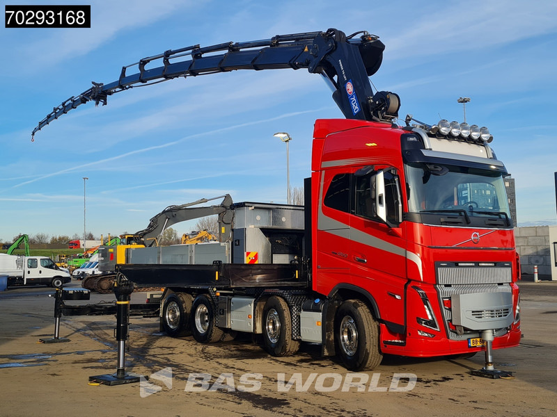 Volvo FH16 650 FH16 8X2 Tractorhead HMF 7020K-RCS Crane + Fly-Jib Lift+Steering Axle Navi ACC - Tegljač: slika 3 Volvo FH16 650 FH16 8X2 Tractorhead HMF 7020K-RCS Crane + Fly-Jib Lift+Steering Axle Navi ACC - Tegljač: slika 3