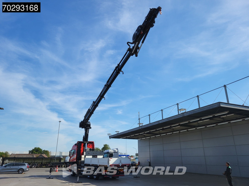 Volvo FH16 650 FH16 8X2 Tractorhead HMF 7020K-RCS Crane + Fly-Jib Lift+Steering Axle Navi ACC - Tegljač: slika 2 Volvo FH16 650 FH16 8X2 Tractorhead HMF 7020K-RCS Crane + Fly-Jib Lift+Steering Axle Navi ACC - Tegljač: slika 2