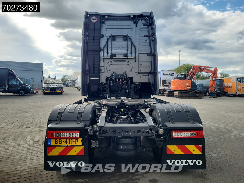 Volvo FH16 750 4X2 NL-Truck APK 08-2026! XL 2x Tanks Standklima ACC Alcoa's LED - Tegljač: slika 3 Volvo FH16 750 4X2 NL-Truck APK 08-2026! XL 2x Tanks Standklima ACC Alcoa's LED - Tegljač: slika 3