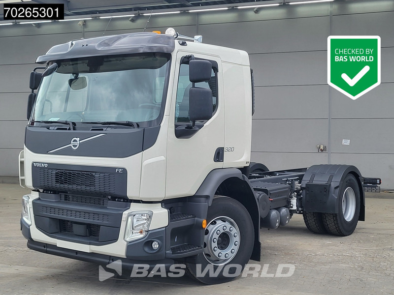 Volvo FE 320 4X2 NEW 18t chassis PTO Preparation Automatic Euro 6 - Kamion sa golom šasijom i zatvorenom kabinom: slika 1 Volvo FE 320 4X2 NEW 18t chassis PTO Preparation Automatic Euro 6 - Kamion sa golom šasijom i zatvorenom kabinom: slika 1
