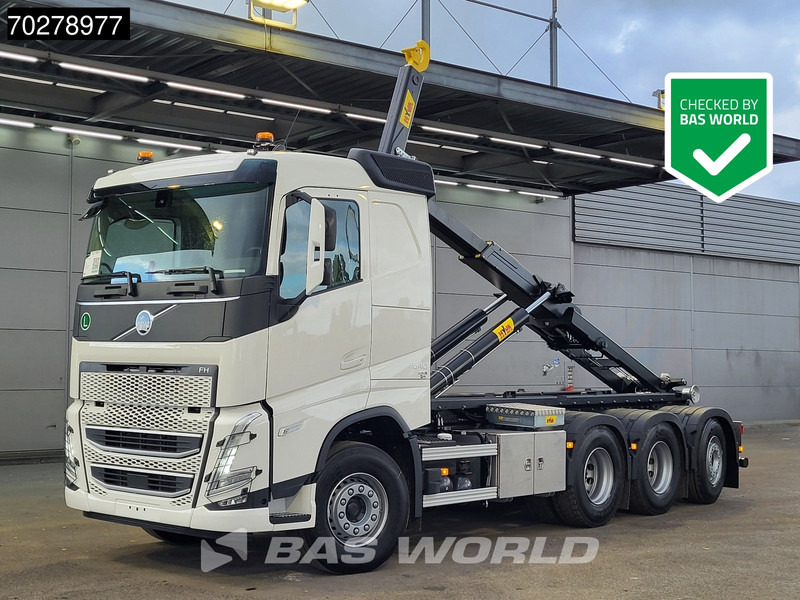 Volvo FH 540 8X4 NEW! HYVA 30-62 Heavy-Duty Lift-Steering Axle Retarder Euro 6 - Kamion sa hidrauličnom kukom: slika 1 Volvo FH 540 8X4 NEW! HYVA 30-62 Heavy-Duty Lift-Steering Axle Retarder Euro 6 - Kamion sa hidrauličnom kukom: slika 1