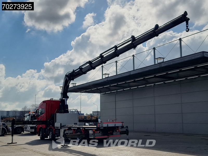 Volvo FH16 650 8X4 Hiab X-HIPRO 1058EP-6 Kran Crane ADR Lift+Lenkachse Euro 6 - Kamion sa tovarnim sandukom, Kamion sa dizalicom: slika 3 Volvo FH16 650 8X4 Hiab X-HIPRO 1058EP-6 Kran Crane ADR Lift+Lenkachse Euro 6 - Kamion sa tovarnim sandukom, Kamion sa dizalicom: slika 3
