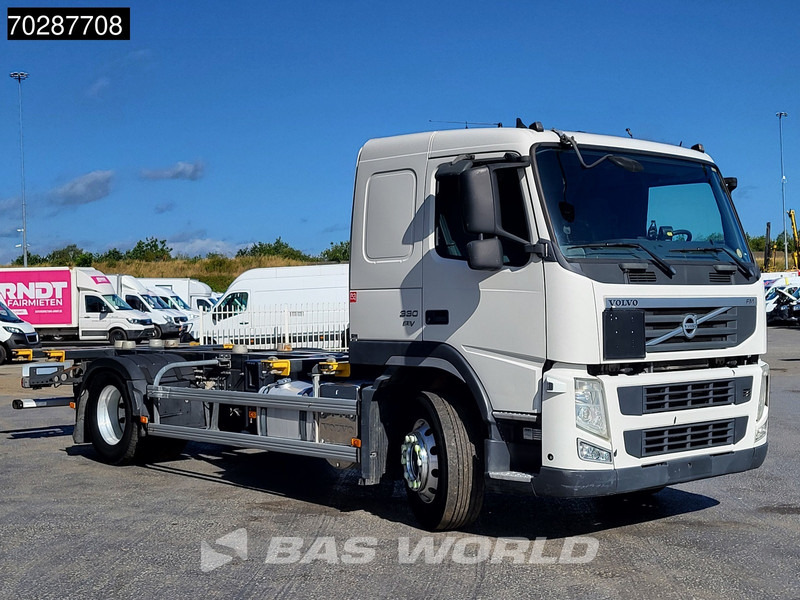 Volvo FM 330 4X2 4,60m Wheelbase BDF Automatic Euro 5 - Kamion za prevoz kontejnera/ Kamion sa promenjivim sandukom: slika 3 Volvo FM 330 4X2 4,60m Wheelbase BDF Automatic Euro 5 - Kamion za prevoz kontejnera/ Kamion sa promenjivim sandukom: slika 3