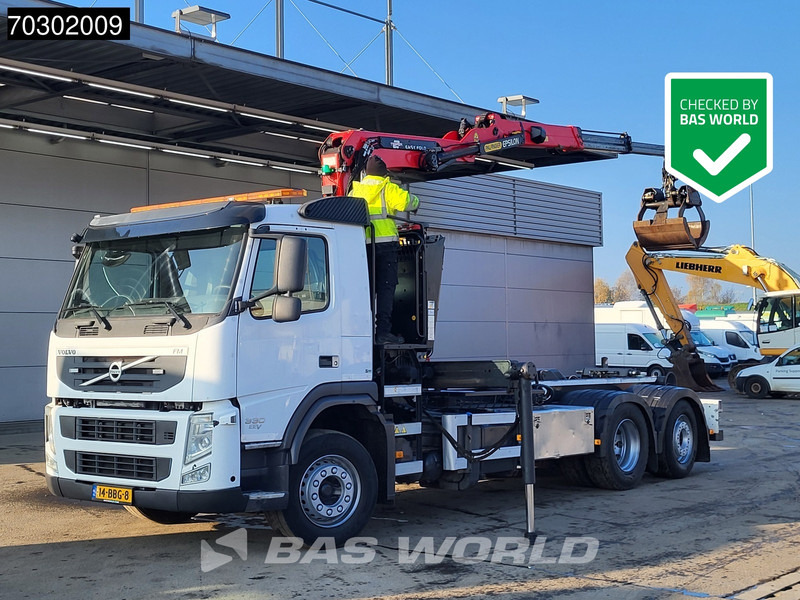 Volvo FM 330 FM 6X2 Palfinger Epsilon Z-Crane VDL Hook Lift+Steering Axle - Kamion sa hidrauličnom kukom, Kamion sa dizalicom: slika 1 Volvo FM 330 FM 6X2 Palfinger Epsilon Z-Crane VDL Hook Lift+Steering Axle - Kamion sa hidrauličnom kukom, Kamion sa dizalicom: slika 1