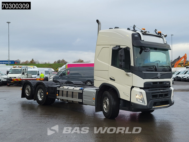 Volvo FMX 540 FMX 6X2 NEW chassis! Lift+steering Axle Engine PTO Full air suspension - Kamion sa golom šasijom i zatvorenom kabinom: slika 3 Volvo FMX 540 FMX 6X2 NEW chassis! Lift+steering Axle Engine PTO Full air suspension - Kamion sa golom šasijom i zatvorenom kabinom: slika 3
