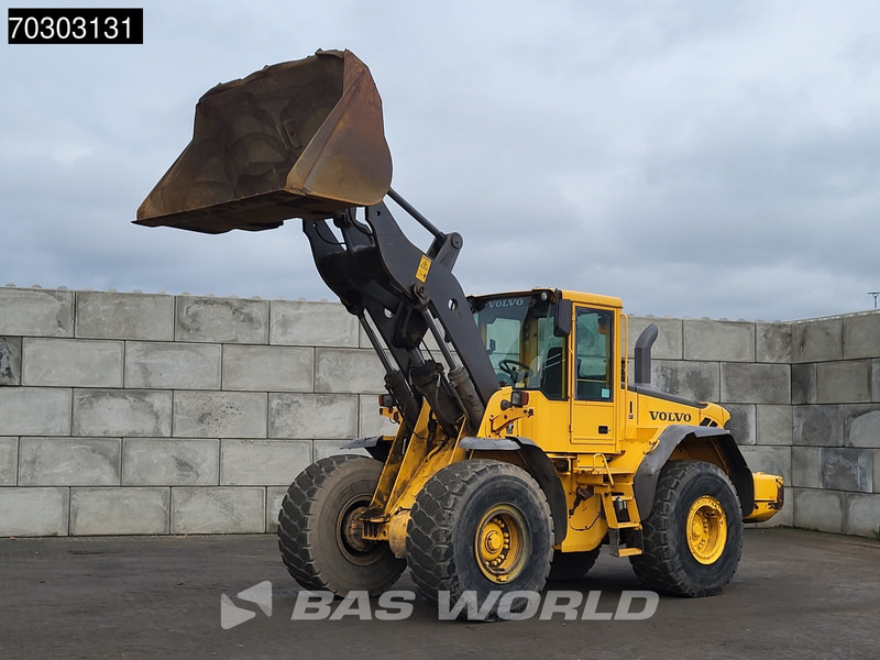 Volvo L120 E Quick Coupler - Utovarivač točkaš: slika 2 Volvo L120 E Quick Coupler - Utovarivač točkaš: slika 2