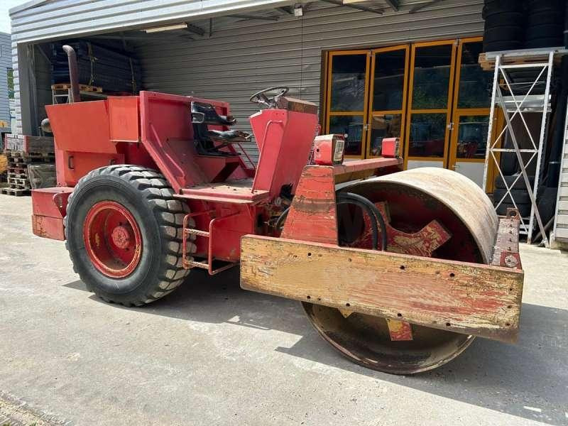 Bitelli BORA C 80 MACHINE SUISSE - Kombinovani valjak: slika 1 Bitelli BORA C 80 MACHINE SUISSE - Kombinovani valjak: slika 1