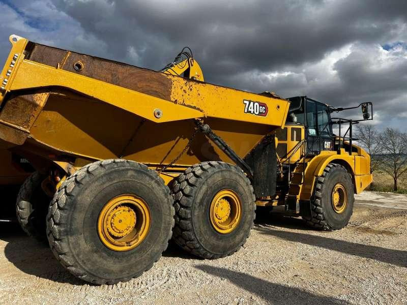 Caterpillar 740GC - Zglobni kiper: slika 2 Caterpillar 740GC - Zglobni kiper: slika 2