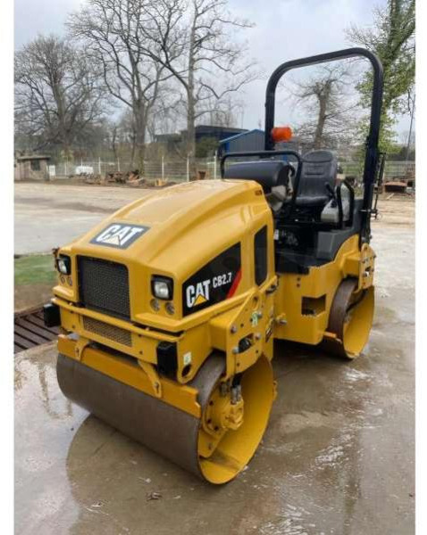 Caterpillar CB2.7 - Valjak za puteve: slika 2 Caterpillar CB2.7 - Valjak za puteve: slika 2