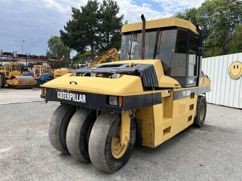 Caterpillar PS300B - Pneumatski valjak: slika 2 Caterpillar PS300B - Pneumatski valjak: slika 2