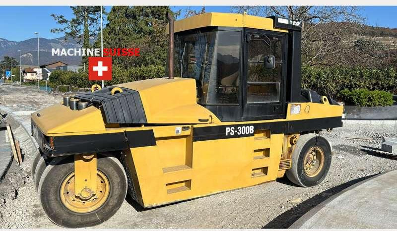 Caterpillar PS300B - Pneumatski valjak: slika 1 Caterpillar PS300B - Pneumatski valjak: slika 1