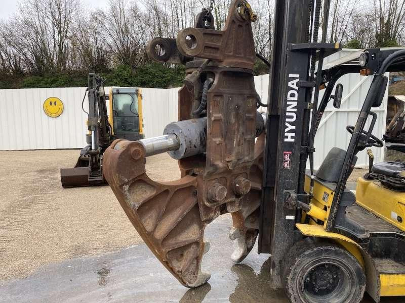 Cisaille a beton Pour Pelles de 35 Tonnes - Makaze za rušenje: slika 2 Cisaille a beton Pour Pelles de 35 Tonnes - Makaze za rušenje: slika 2