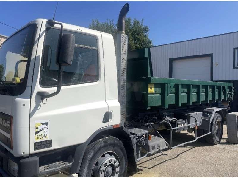 DAF 75CF - Kamion sa hidrauličnom kukom: slika 5 DAF 75CF - Kamion sa hidrauličnom kukom: slika 5