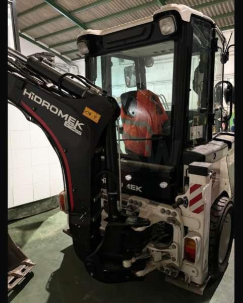 Hidromek HMK62SS - Bager utovarivač: slika 3 Hidromek HMK62SS - Bager utovarivač: slika 3