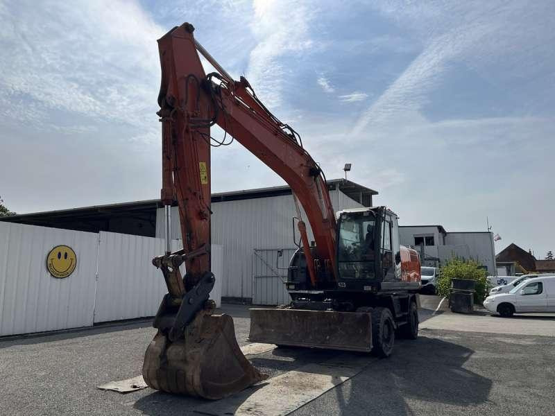 Hitachi ZX210W-3 - Bager točkaš: slika 2 Hitachi ZX210W-3 - Bager točkaš: slika 2