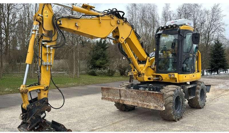 Komatsu PW98MR-11E0 - Bager točkaš: slika 2 Komatsu PW98MR-11E0 - Bager točkaš: slika 2