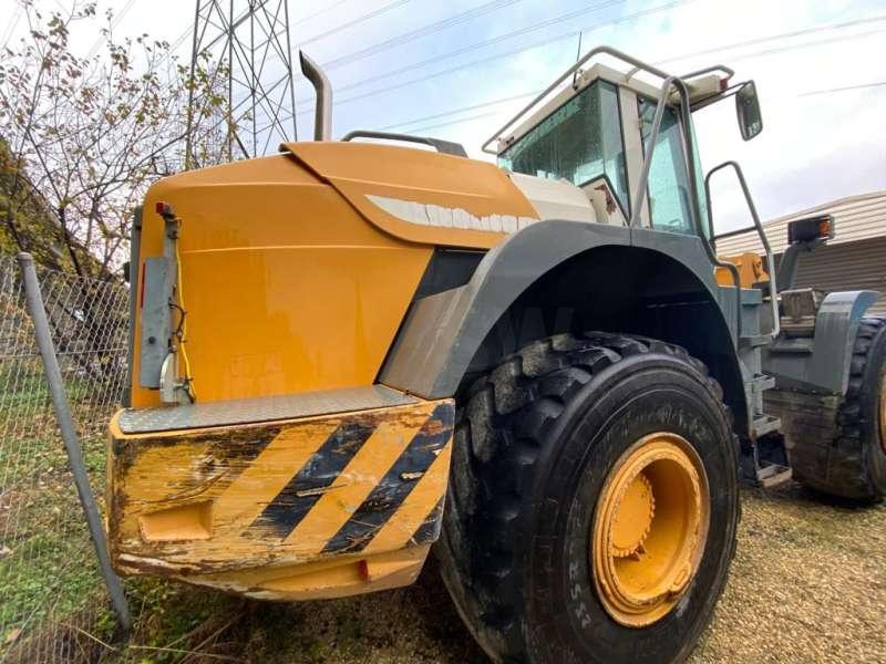 Liebherr L554 - Utovarivač točkaš: slika 5 Liebherr L554 - Utovarivač točkaš: slika 5