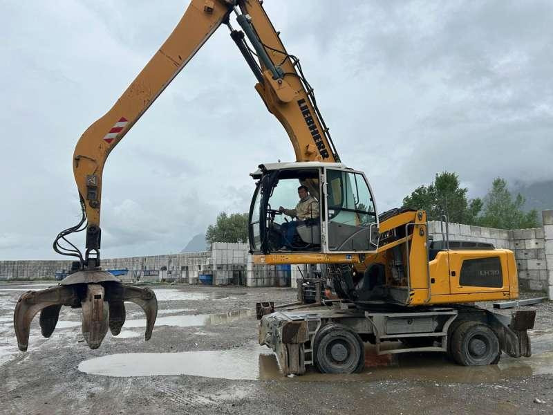 Liebherr LH30M LITRONIC - Bager za obradu otpada/ Industrije: slika 4 Liebherr LH30M LITRONIC - Bager za obradu otpada/ Industrije: slika 4