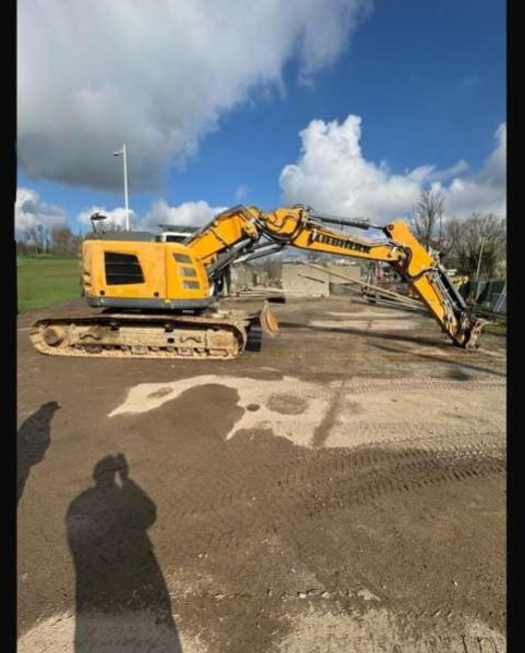 Liebherr R926 COMPACT - Bager guseničar: slika 3 Liebherr R926 COMPACT - Bager guseničar: slika 3