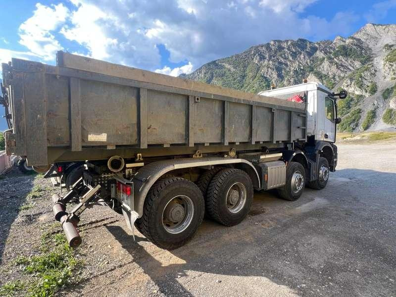Mercedes AROCS 3253 8X4 - Istovarivač: slika 3 Mercedes AROCS 3253 8X4 - Istovarivač: slika 3