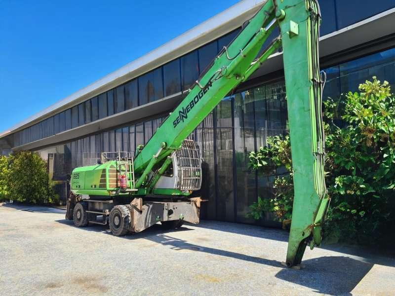 Sennebogen 825 - Bager za obradu otpada/ Industrije: slika 2 Sennebogen 825 - Bager za obradu otpada/ Industrije: slika 2
