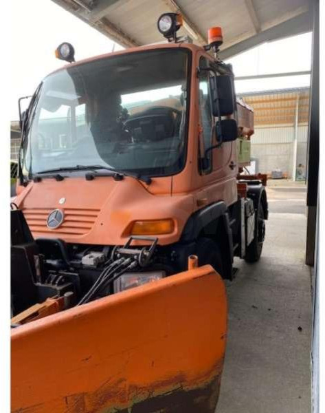 Unimog UNIMOG - Vozilo za čišćenje snega: slika 3 Unimog UNIMOG - Vozilo za čišćenje snega: slika 3