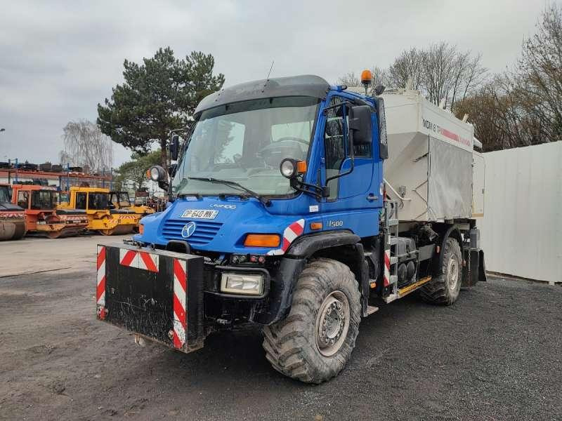 Unimog UNIMOG U500 - Oprema za đubrenje: slika 2 Unimog UNIMOG U500 - Oprema za đubrenje: slika 2