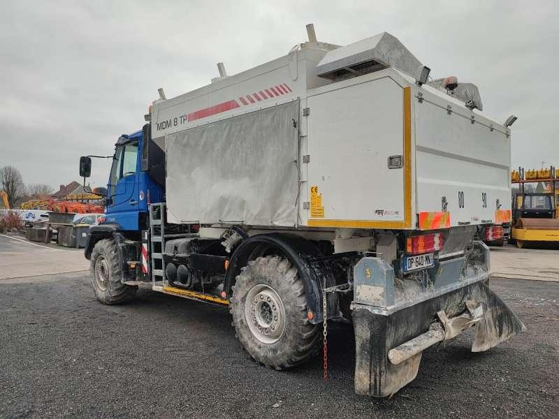 Unimog UNIMOG U500 - Oprema za đubrenje: slika 5 Unimog UNIMOG U500 - Oprema za đubrenje: slika 5