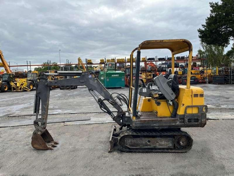 Volvo EB12 - Mini bager: slika 4 Volvo EB12 - Mini bager: slika 4