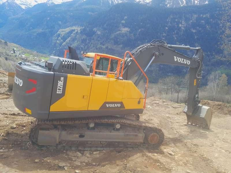 Volvo EC220ENH - Bager guseničar: slika 2 Volvo EC220ENH - Bager guseničar: slika 2