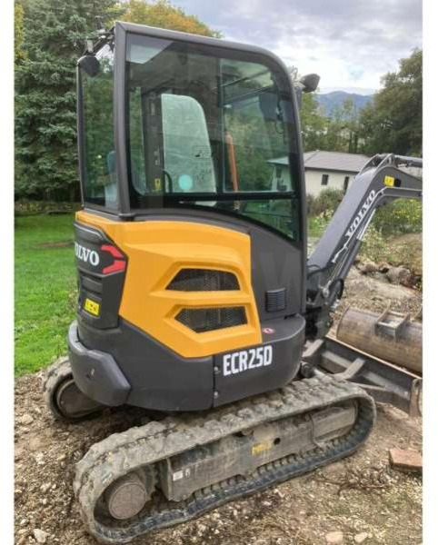 Volvo ECR25D - Mini bager: slika 3 Volvo ECR25D - Mini bager: slika 3