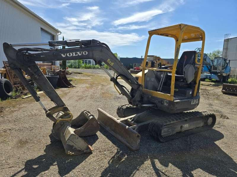 Volvo ECR38 - Mini bager: slika 1 Volvo ECR38 - Mini bager: slika 1
