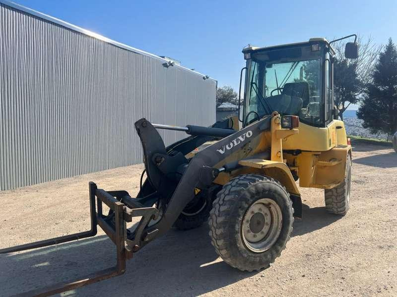 Volvo L30Z - Utovarivač točkaš: slika 2 Volvo L30Z - Utovarivač točkaš: slika 2
