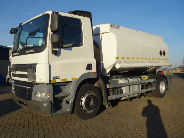 DAF CF 360 13000 LITER MANUAL GEARBOX EURO5 - Kamion cisterna: slika 1 DAF CF 360 13000 LITER MANUAL GEARBOX EURO5 - Kamion cisterna: slika 1